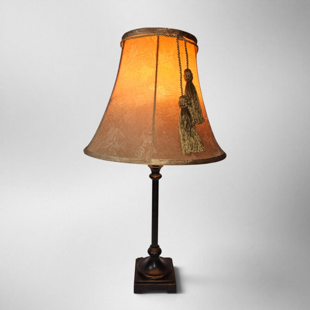 Buffet Lamp Bronze One Size Gold Tassel Damask Shade Good Traditional